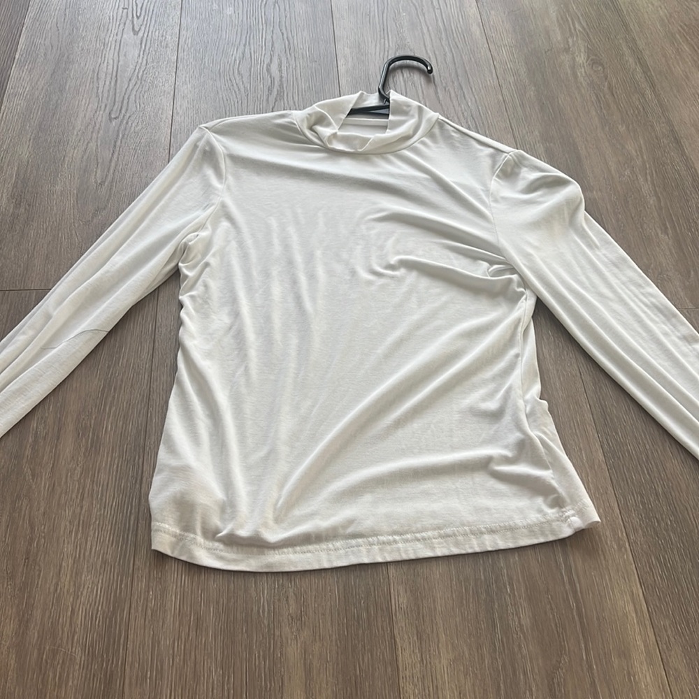 White crewneck long sleeve